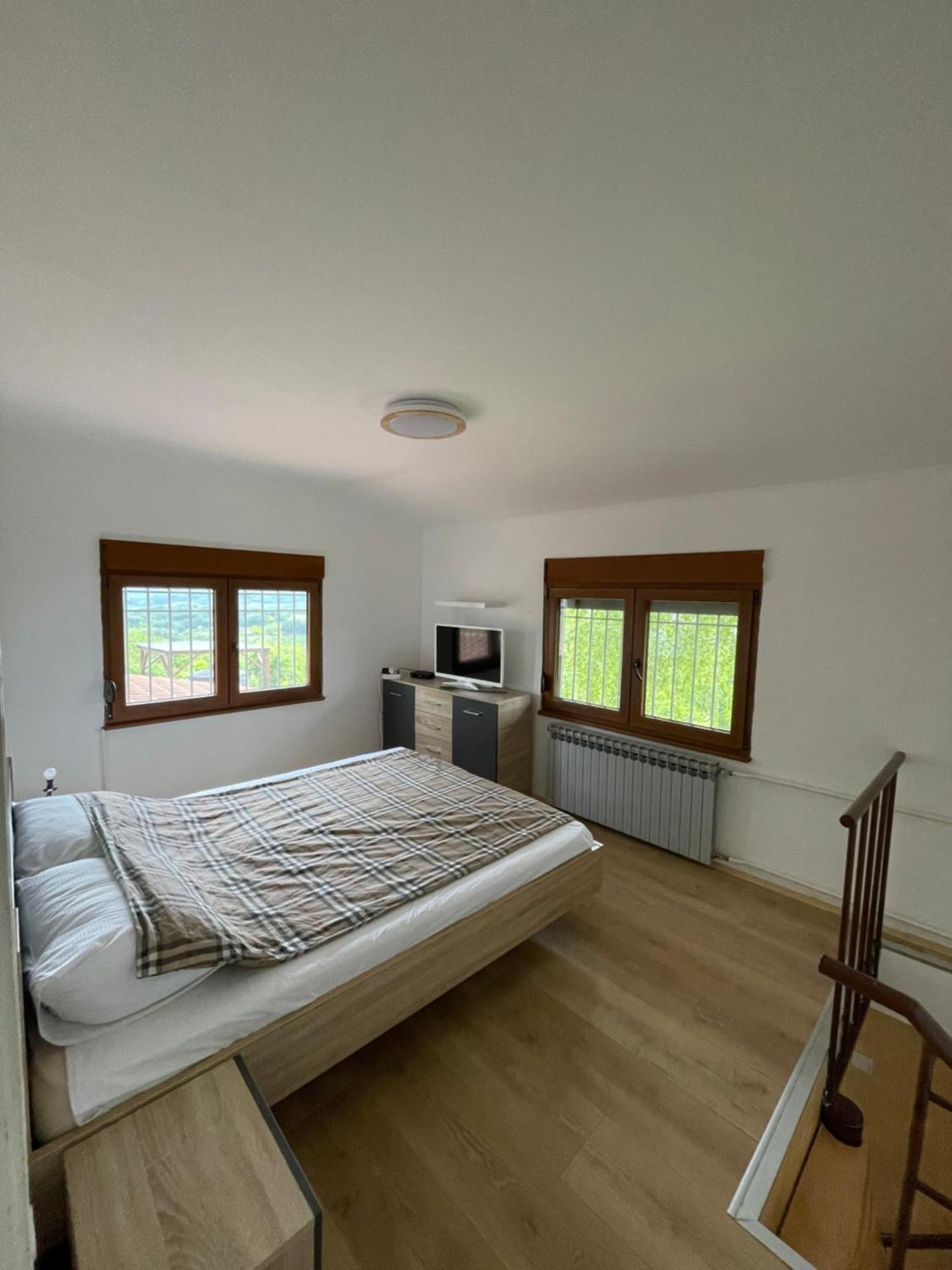 Kuca Na Dan Sa Bazenom Hedonist Place Zaklopaca  Exterior foto
